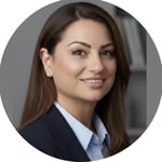 Renee Headshot (Circle)